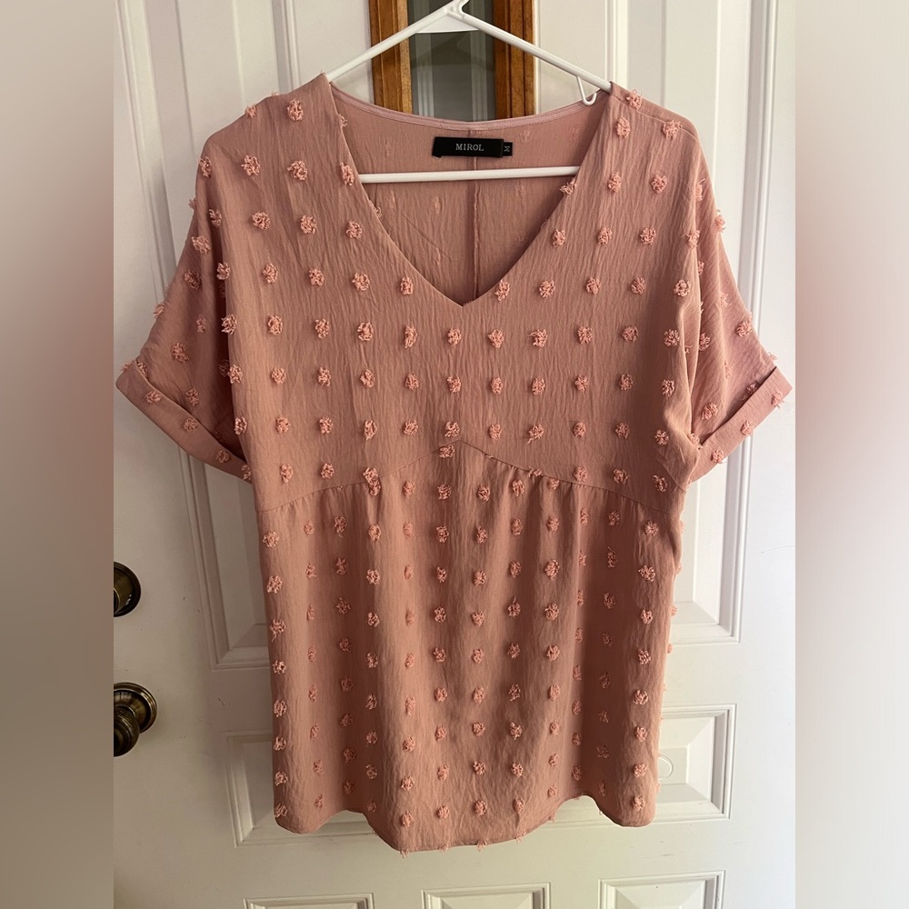 Brand new, Dusty pink short sleeve shirt, sz M (runs a little big)